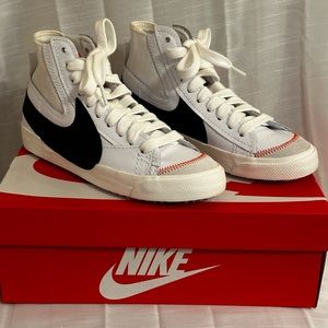 Nike Blazer mid ‘77 jumbo New With Box / NWT